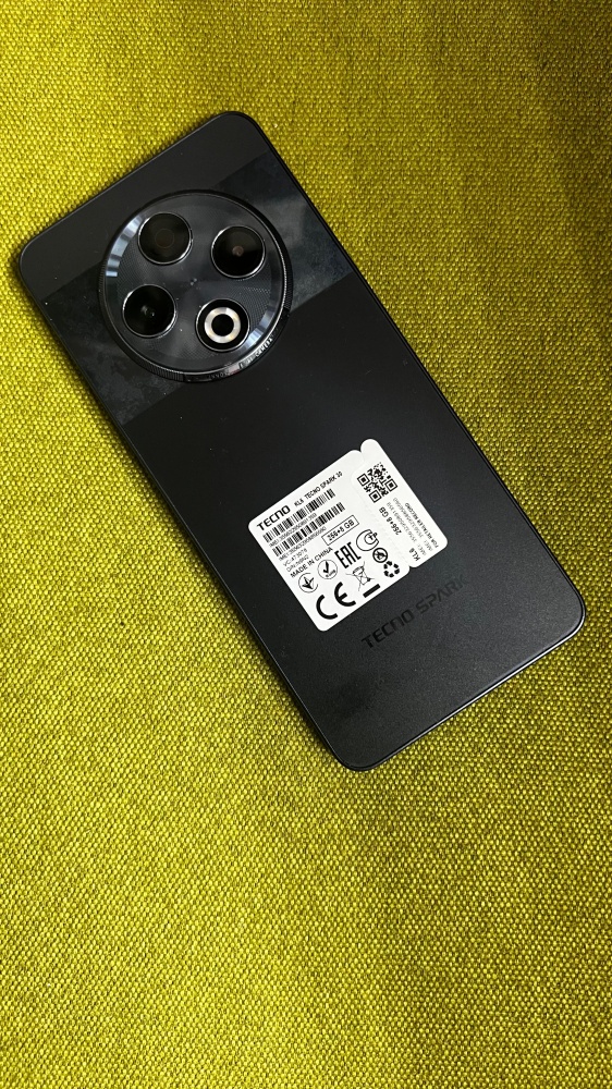 Мобильный телефон Tecno spark 30 8/256