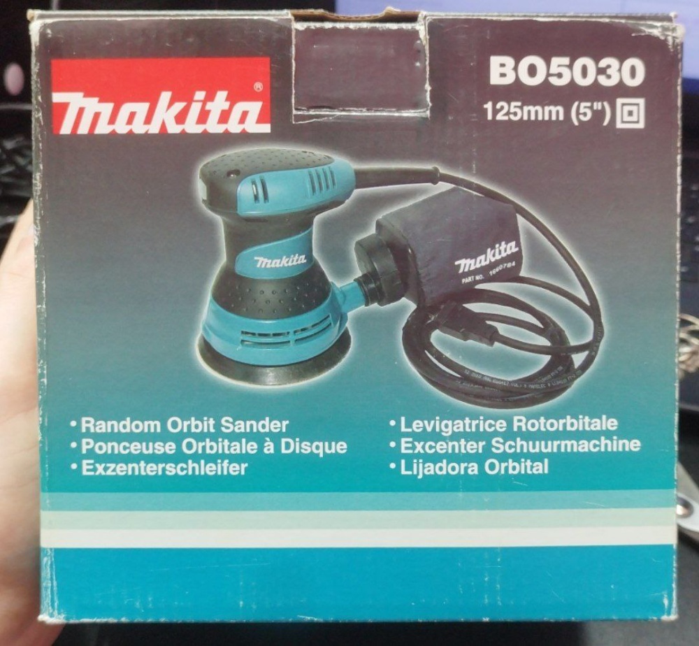 Шлифмашина Makita BO5030
