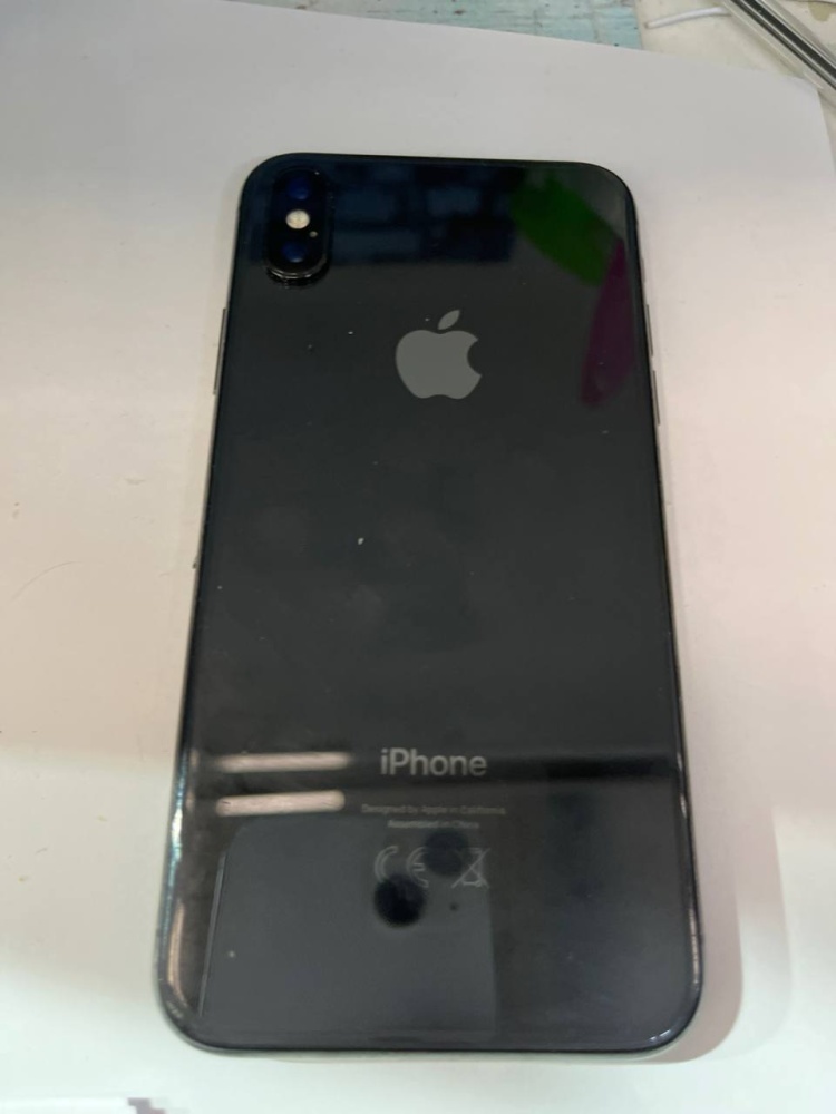 Смартфон iPhone X 64Gb