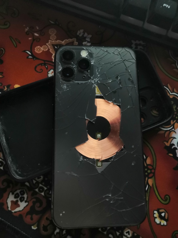 Смартфон iPhone 11 PRO 256 Gb