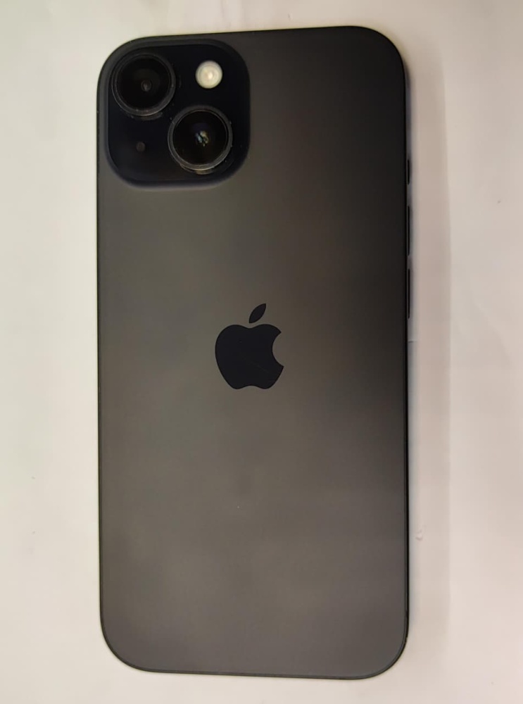Смартфон iPhone 15 на 128гб