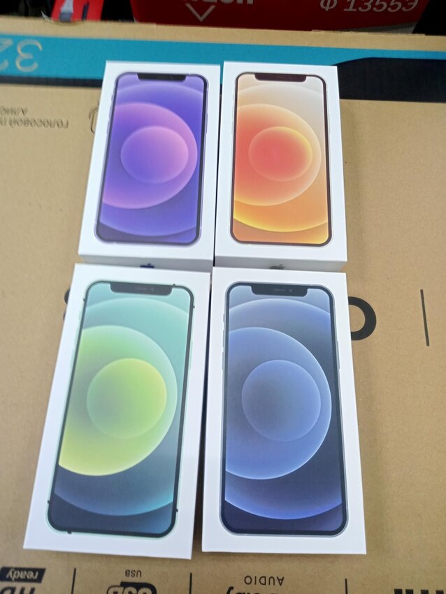 Смартфон iPhone 12 128 Gb
