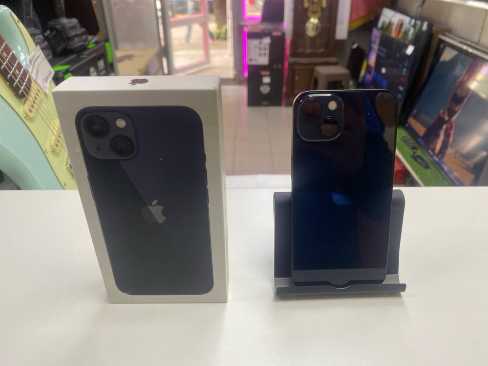 Смартфон iPhone 13 128 Gb