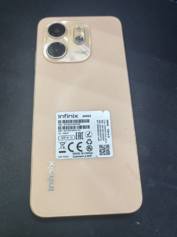 Мобильный телефон Infinix Smart 9 4/128