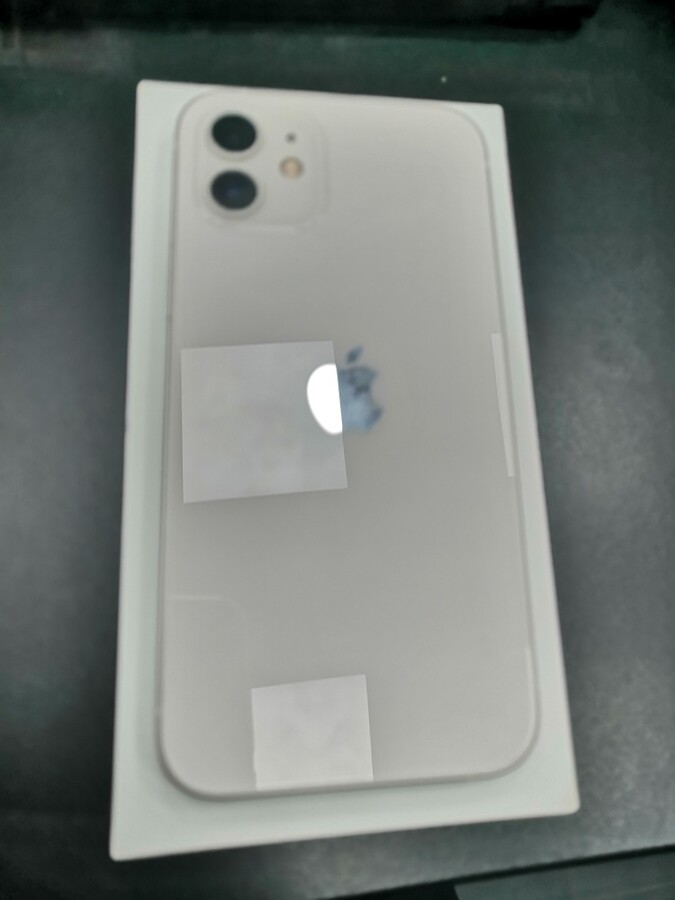 Смартфон iPhone 12 64 Gb
