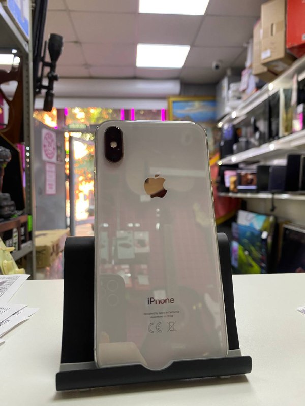 Смартфон iPhone X 64Gb