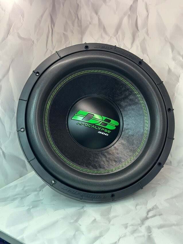 Автосабвуфер Db-SA305