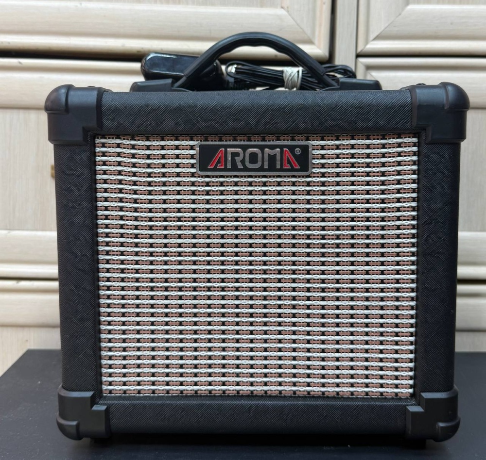 Комбоусилитель Aroma ag-10