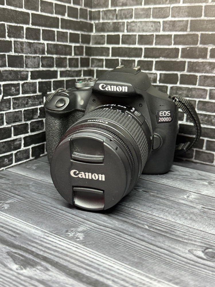 Фотоаппарат Canon 2000D kit 18-55mm