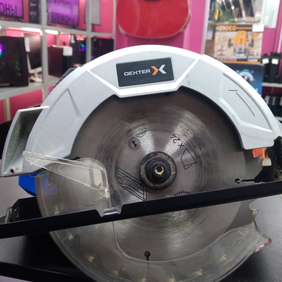Циркулярная пила dexter 1300v