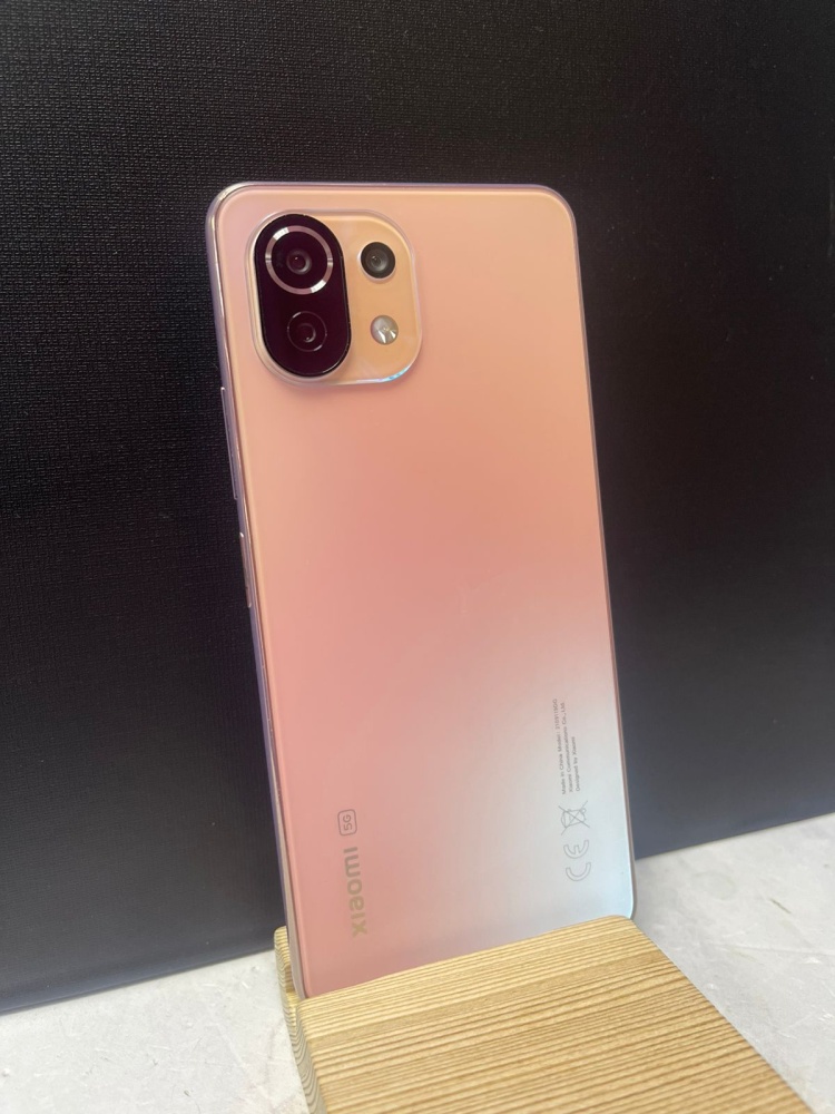 Смартфон Xiaomi 11 Lite 8/256