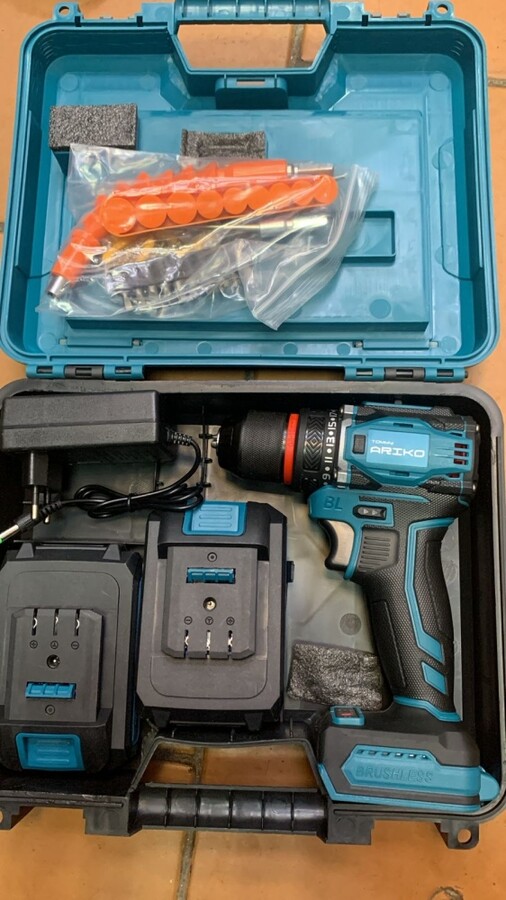 Шуруповерт ARIKO