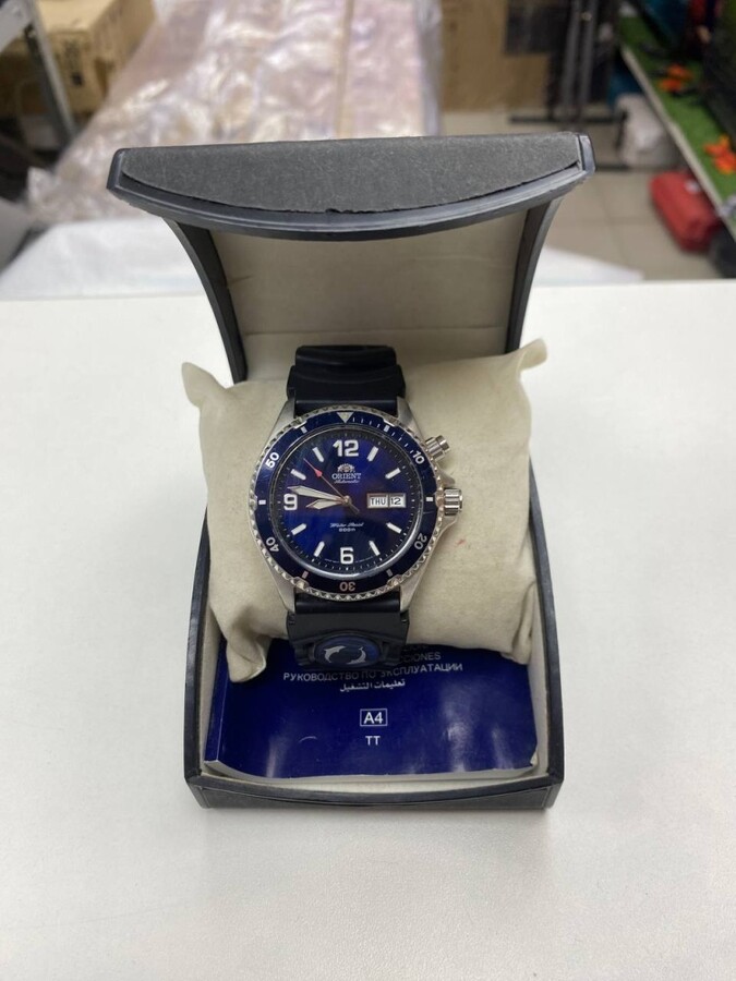 Часы Orient 200m