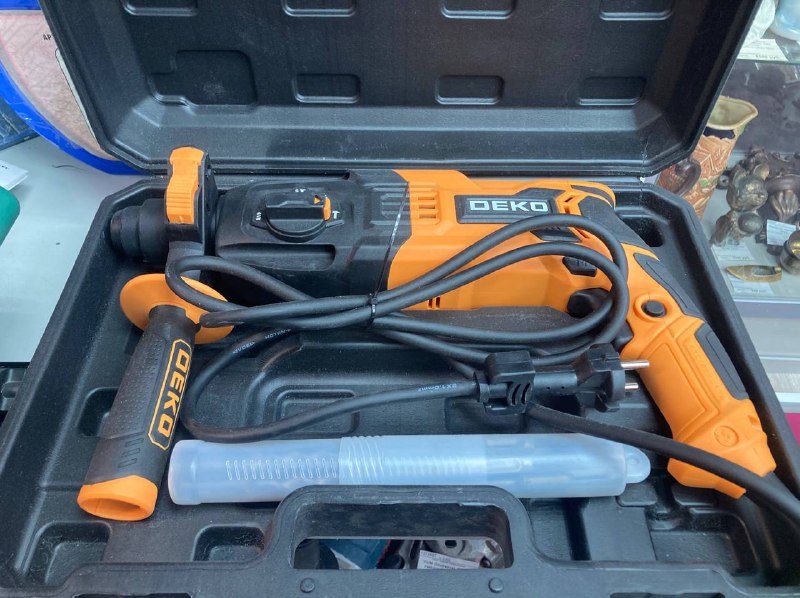 Перфоратор DEKO DKH850W