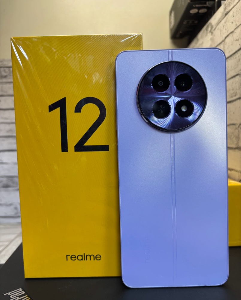 Смартфон Realme 12  8/256