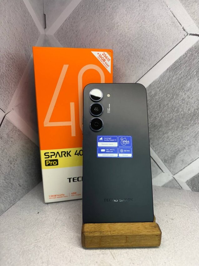 Мобильный телефон Tecno Spark 40 Pro 8/256
