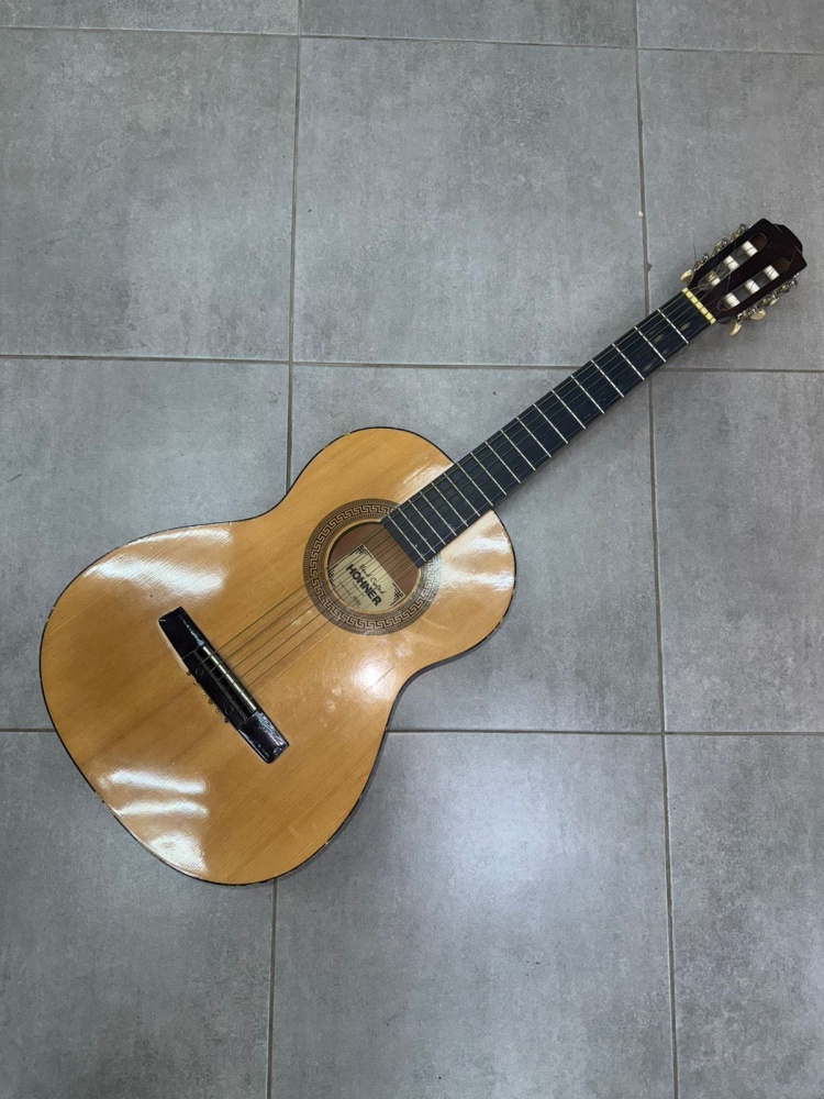 Гитара акустическая