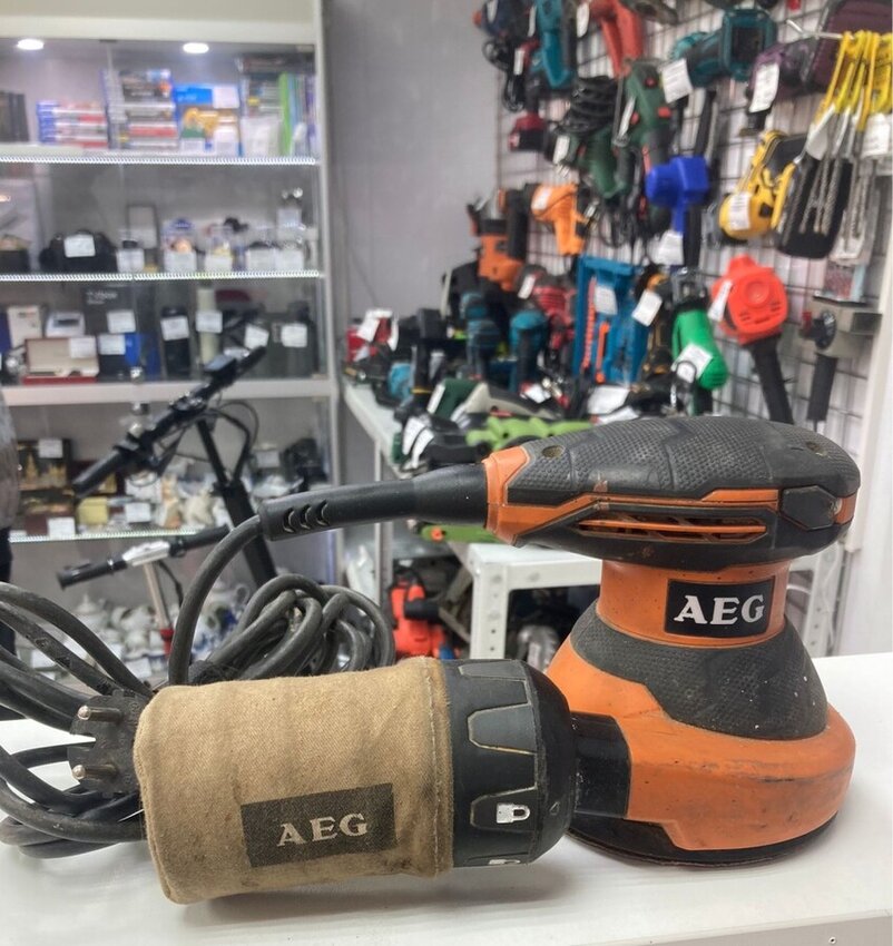 Шлифмашина AEG EX 125 ES