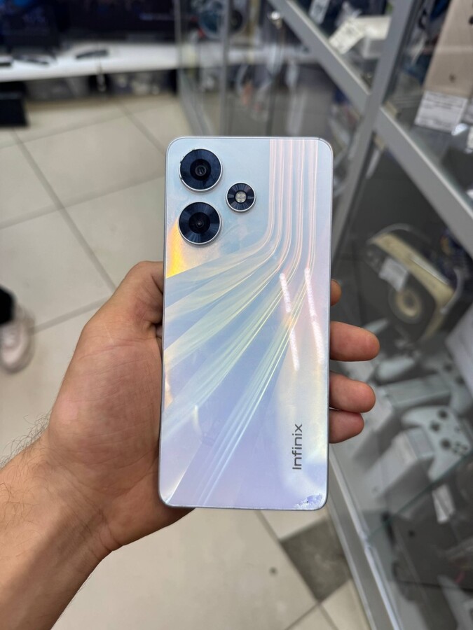 Мобильный телефон Infinix HOT 30i 8/128