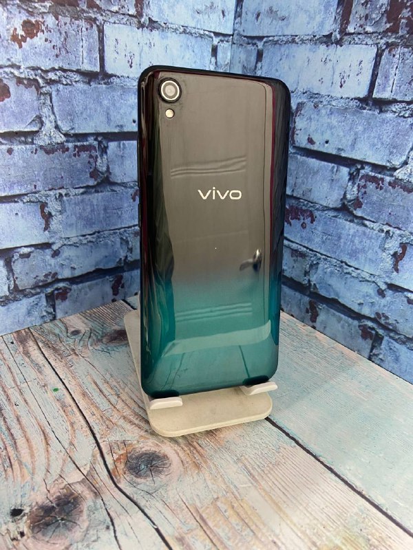 Смартфон Vivo Y1S. 2/32