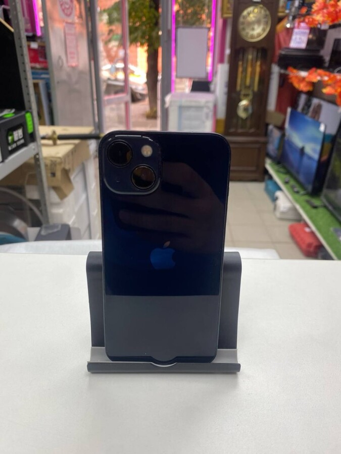 Смартфон iPhone 13 128 Gb