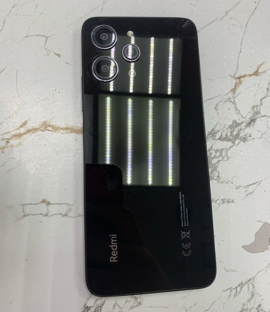 Смартфон Xiaomi Redmi 12