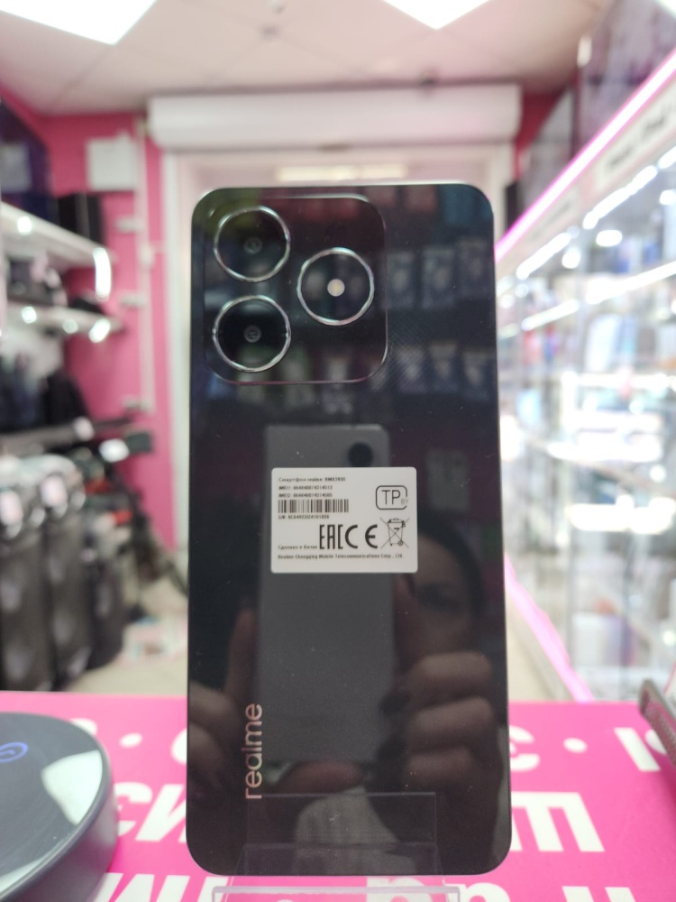 Смартфон Realme C61 8-256