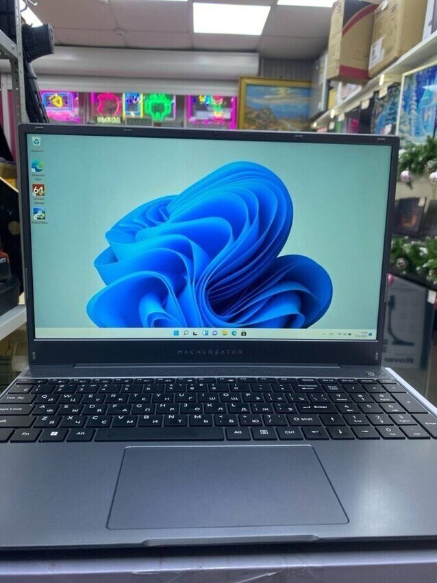 Ноутбук Machcreator