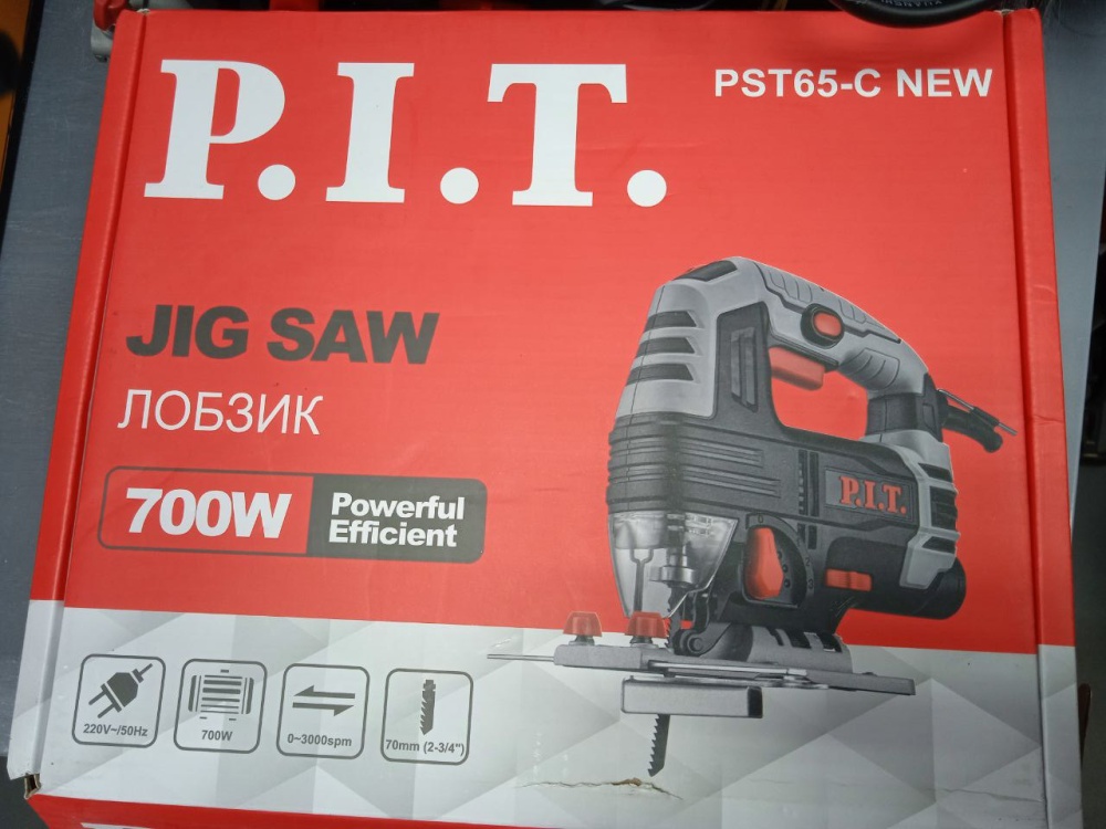 Лобзик сетевой PIT 680Вт.