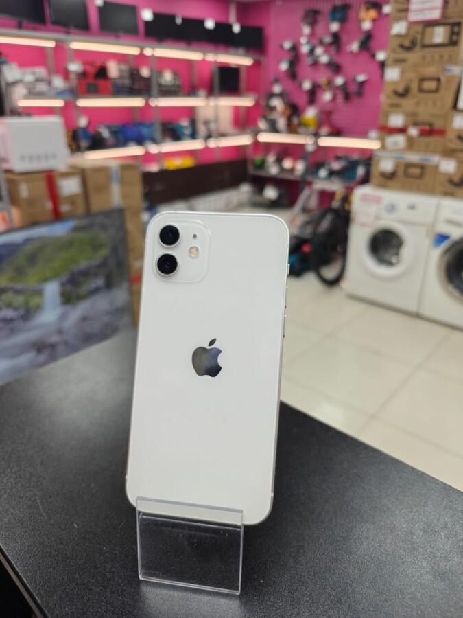 Смартфон iPhone 12 256 Gb