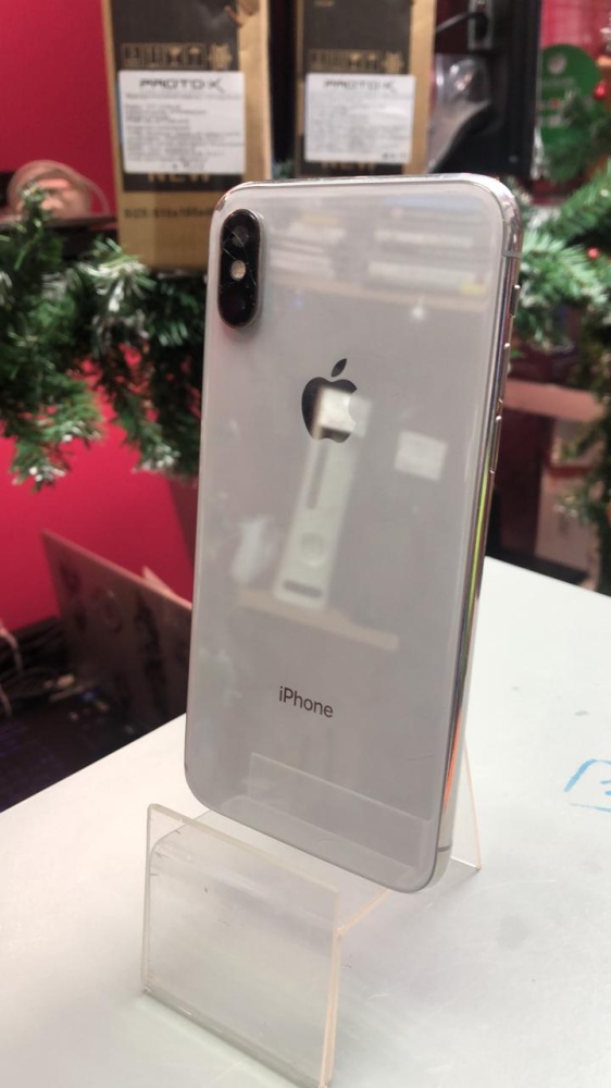 Смартфон iPhone X 256Gb