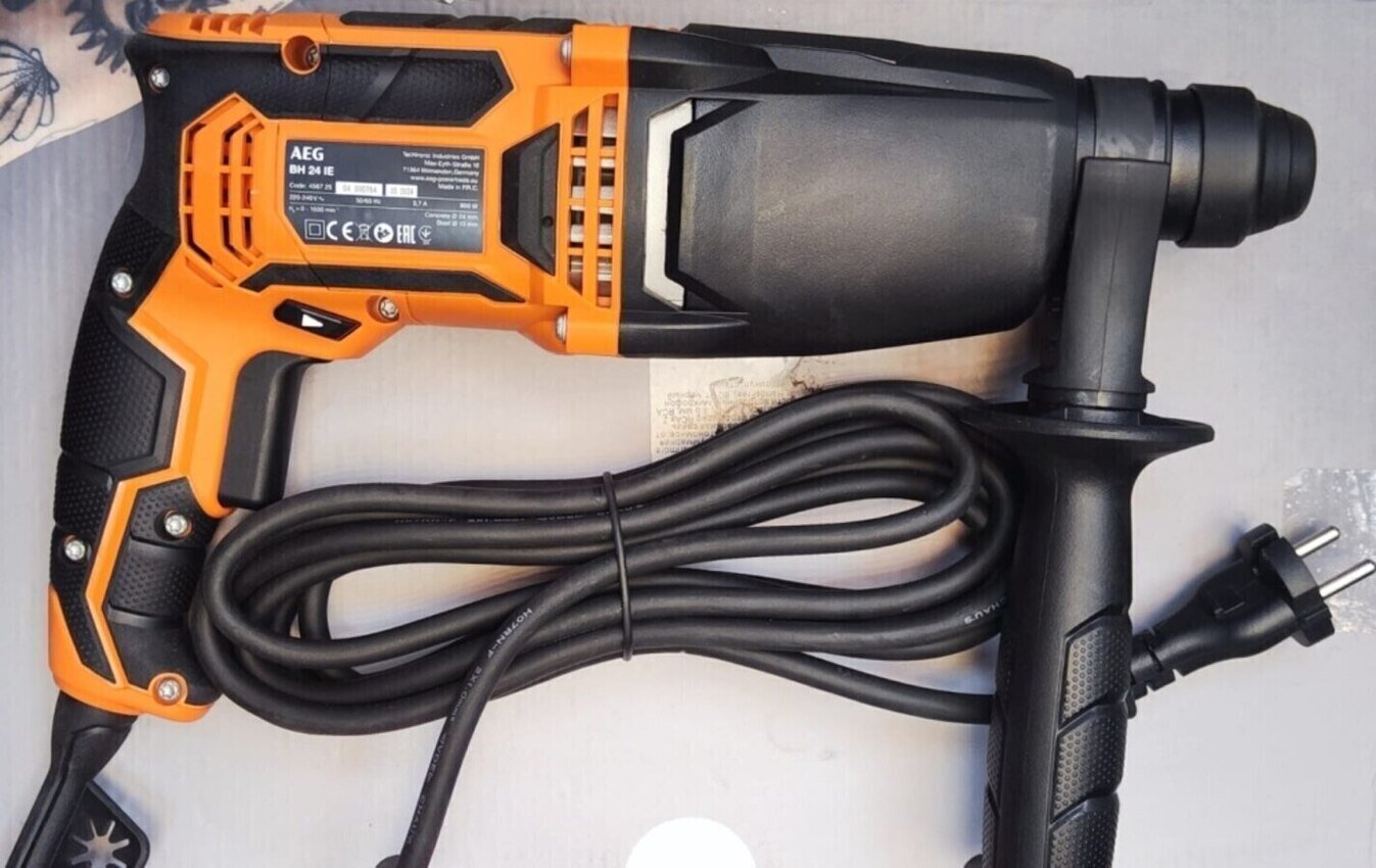 Перфоратор AEG