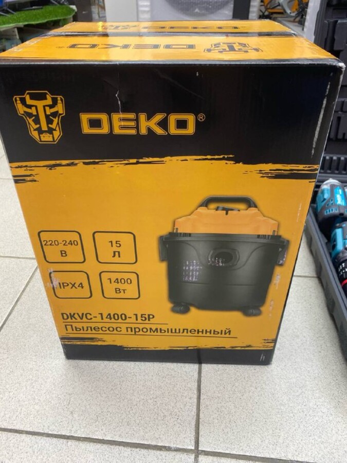 Строительный пылесос Deko DKVC-1400-15p