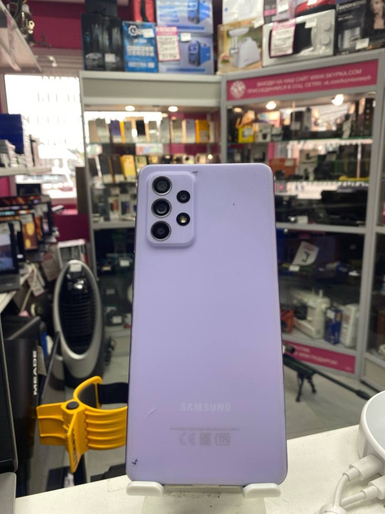 Смартфон Samsung A52