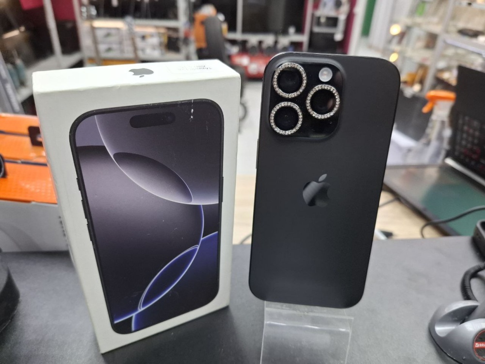 Смартфон iPhone 15 PRO