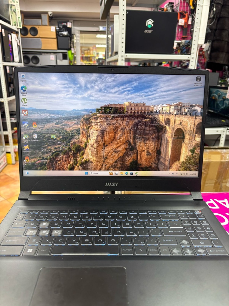 Ноутбук MSI Ryzen 5 7535HS\8ram\RTX4050\M2 512