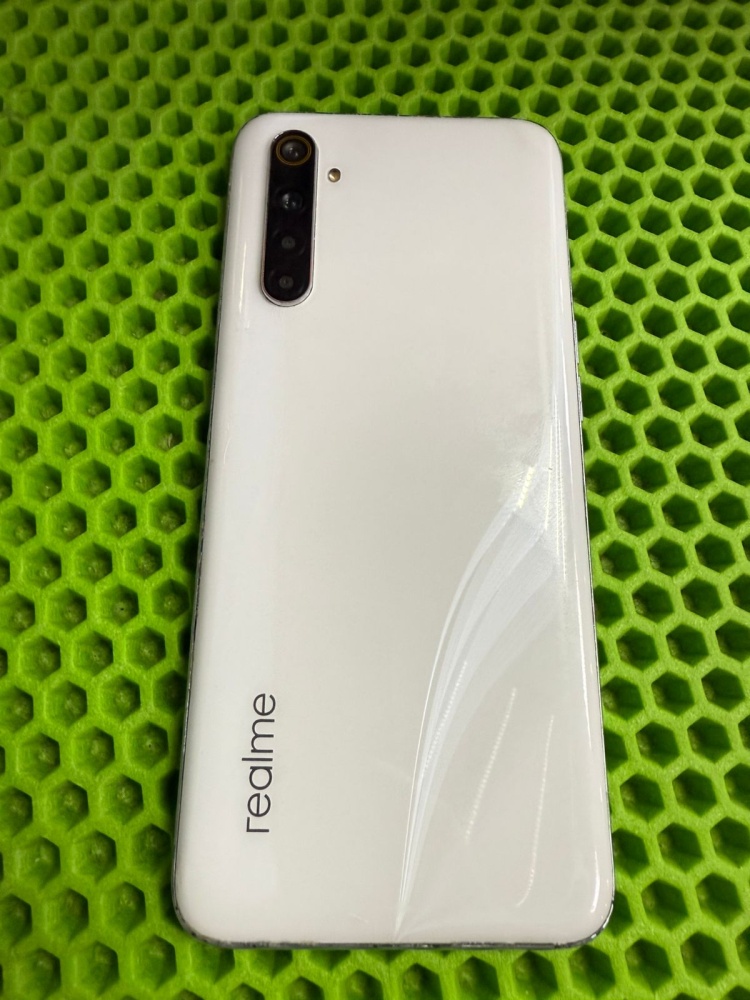 Смартфон Realme 6S 6/128GB