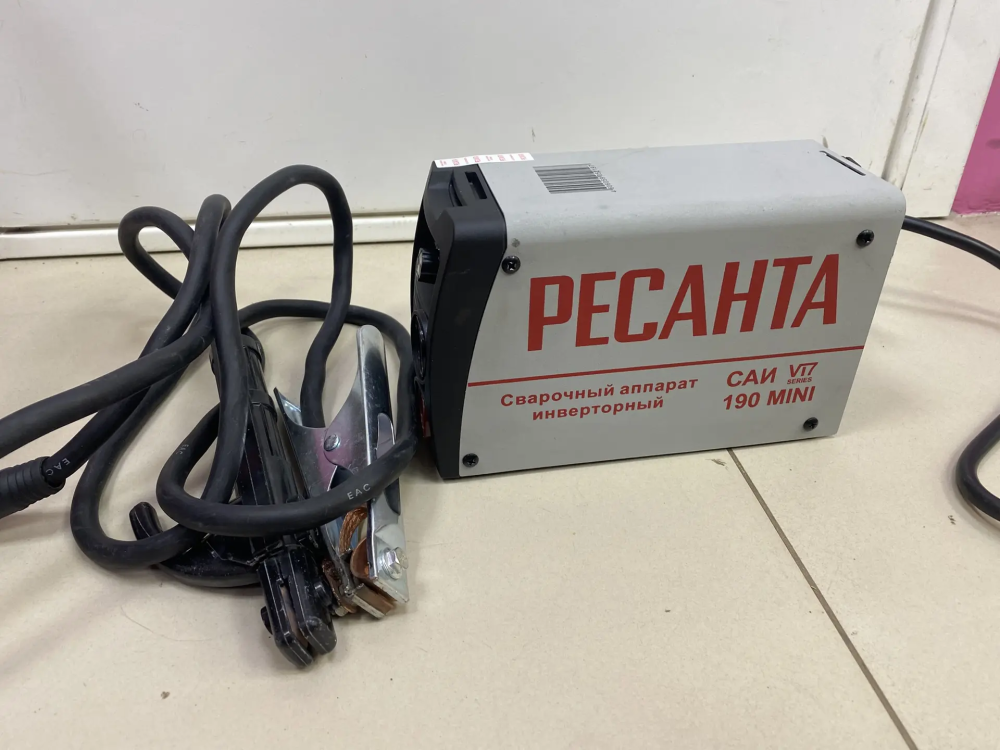 Сварочный аппарат РЕСАНТА  САИ 190 МИНИ