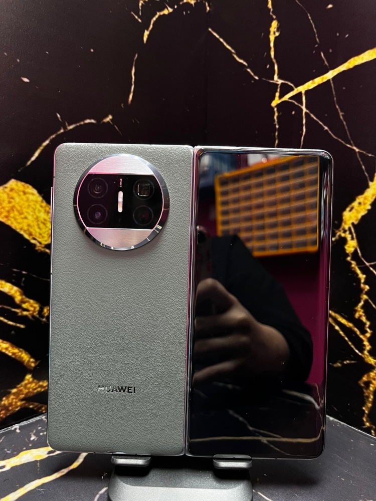 Смартфон Huawei Mate X 3 12\512