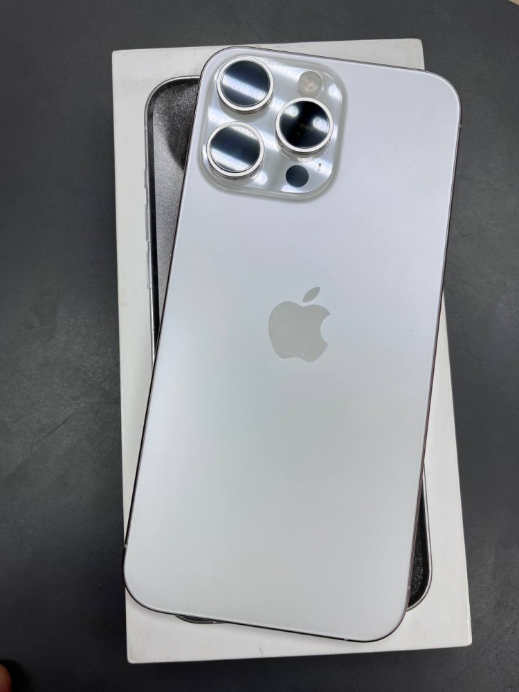 Смартфон iPhone 15 PRO MAX 256Gb