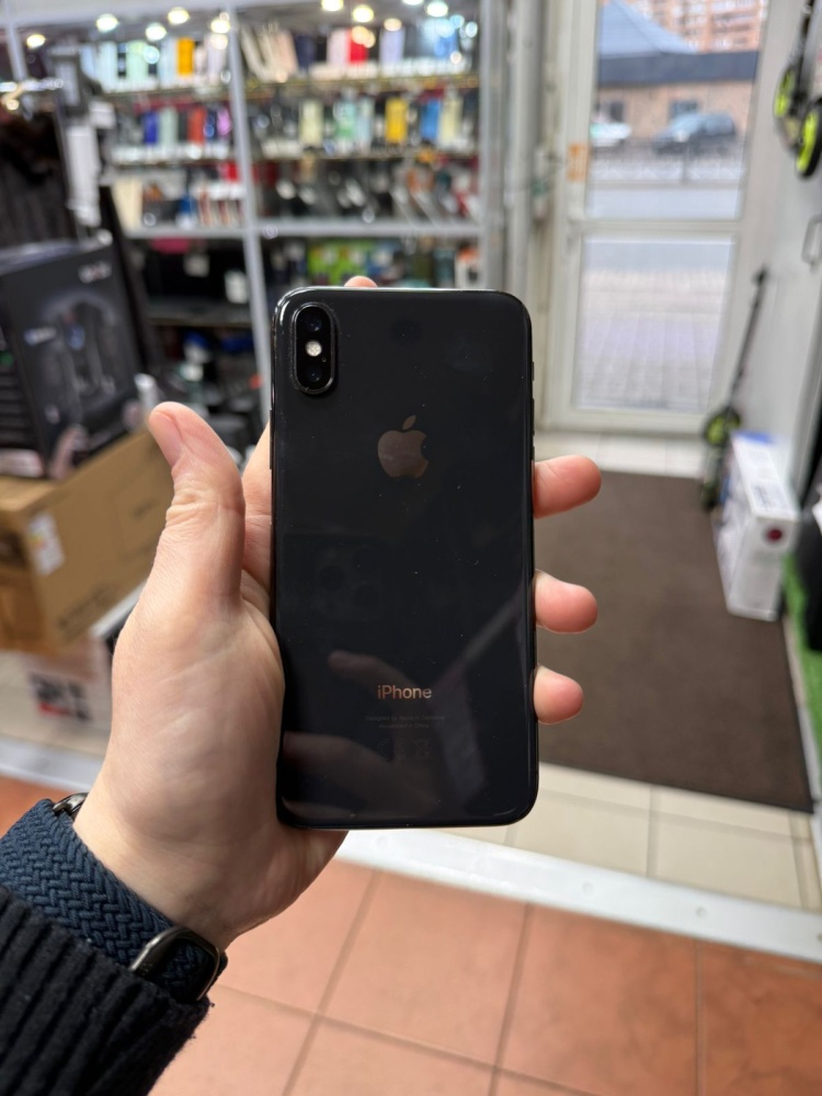 Смартфон iPhone X 64Gb