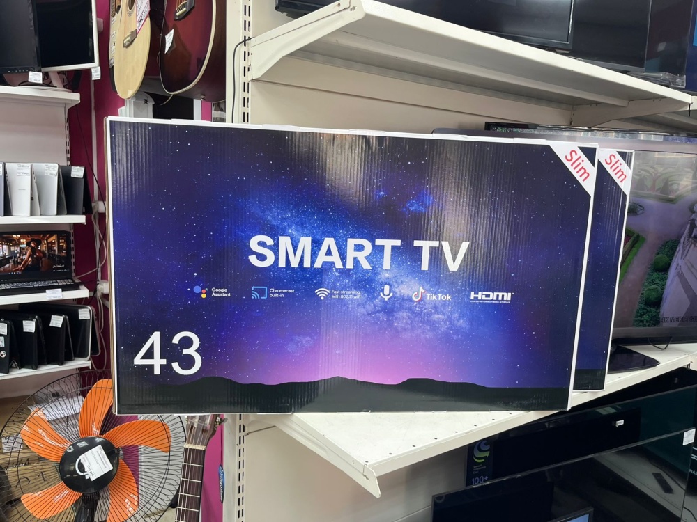/Телевизор Smart 43*