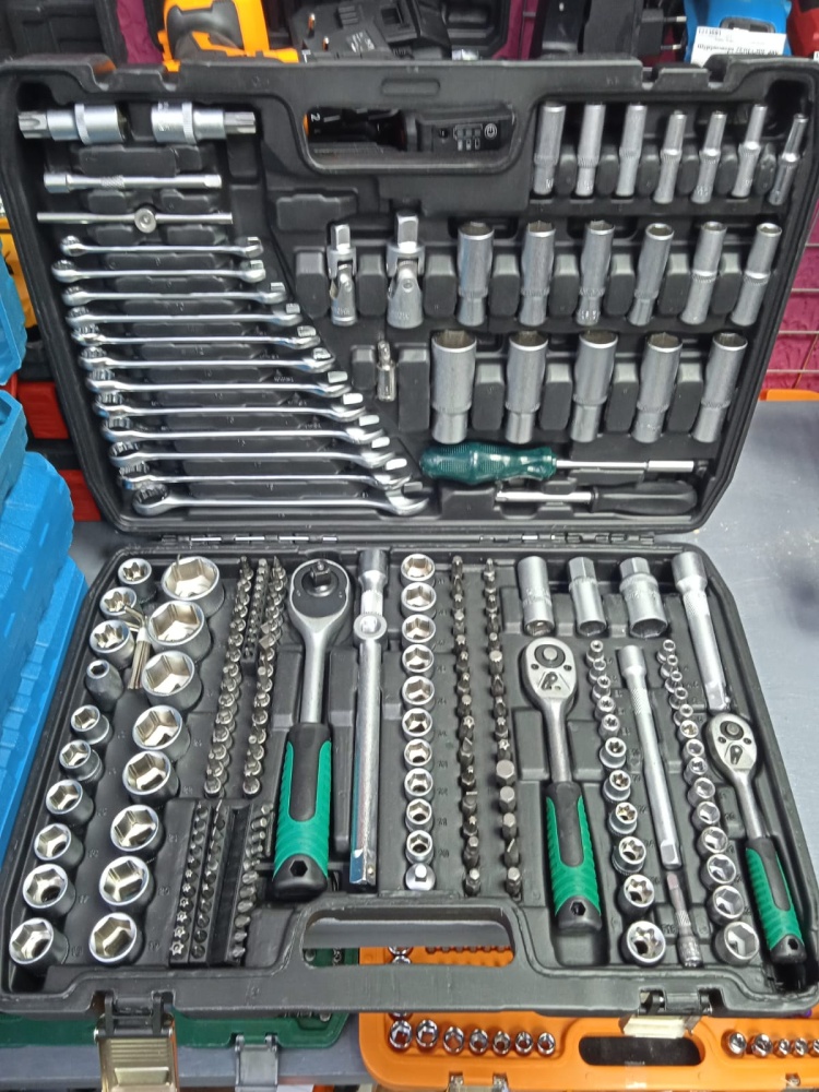 Набор инструментов 216 пр.