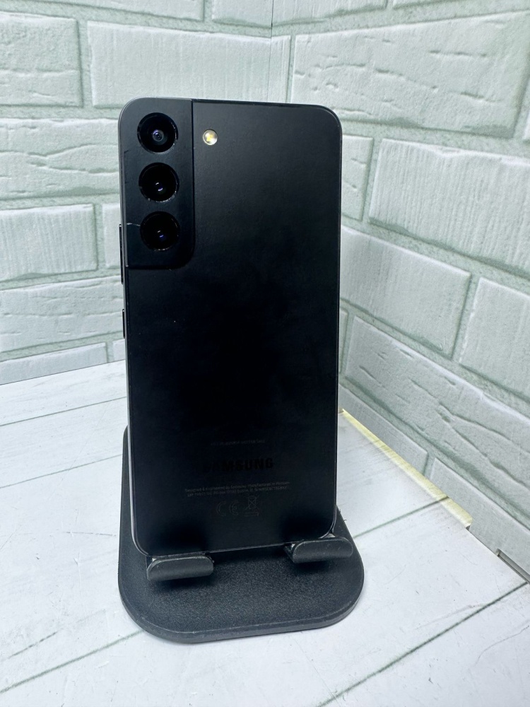 Смартфон Samsung S22 8/128