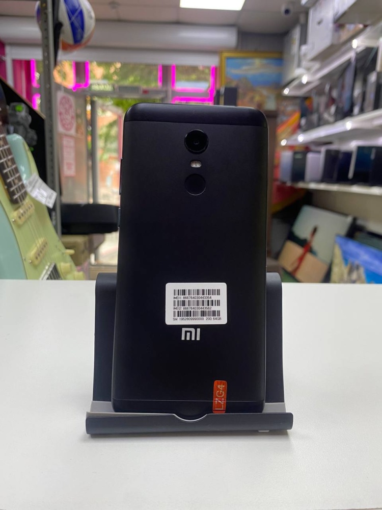 Смартфон Xiaomi Redmi 5+  4/64