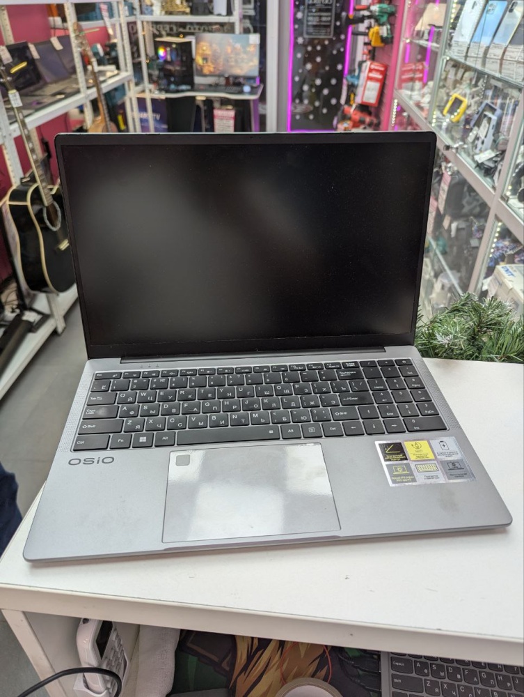 Ноутбук Osio