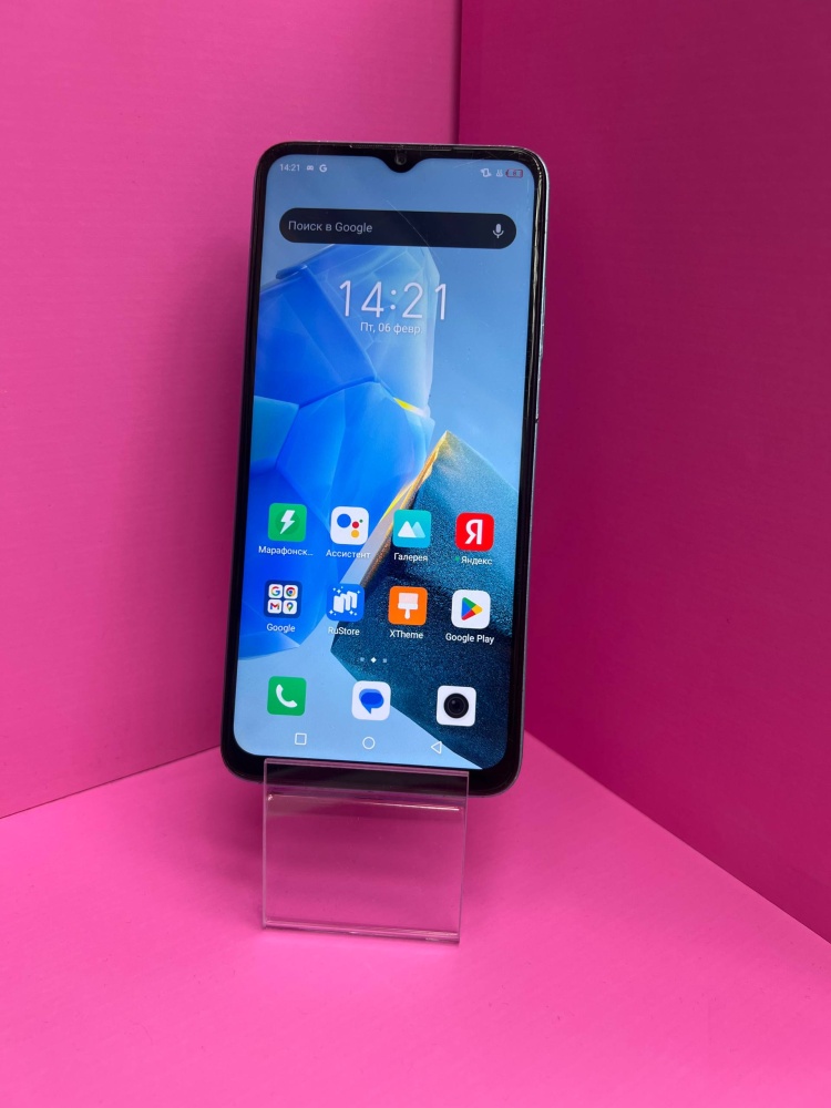 Мобильный телефон Infinix HOT30I 4\128