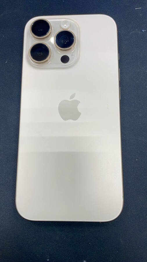 Смартфон iPhone 16 PRO 256Gb