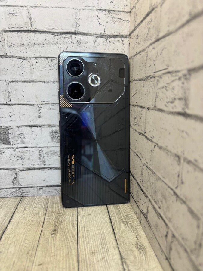 Мобильный телефон Tecno pova 6 8/256