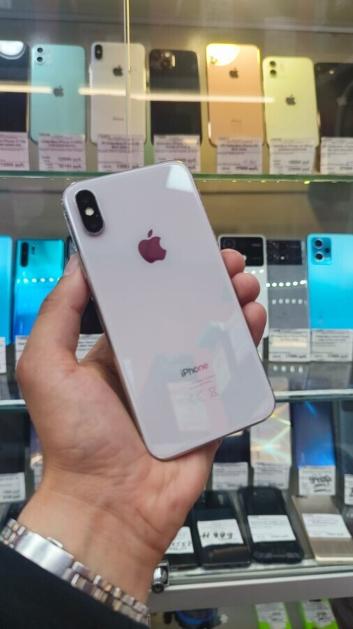 Смартфон iPhone X 64Gb